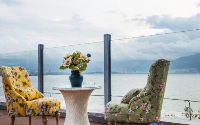 Luzhou Fan Seascape Boutique Hotel