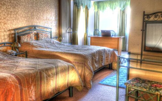 Claudia Hotel