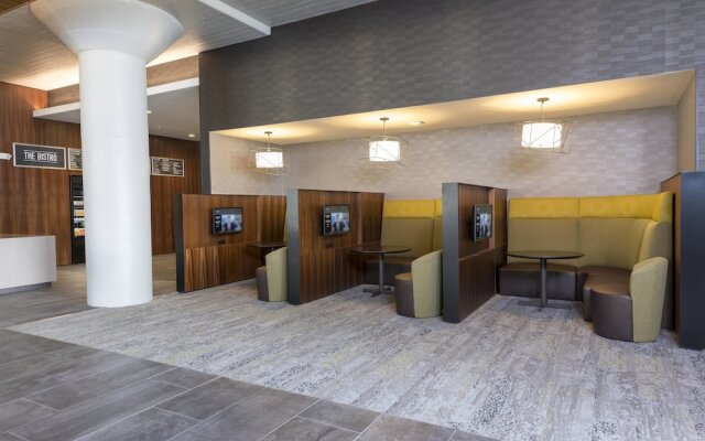 Courtyard Waterloo Cedar Falls