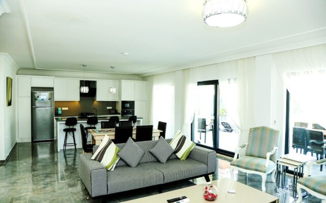 Remarkable Private 4-bed Villa in Dalyan With Pool
