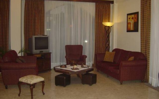 Layiotis Hotel Apartments