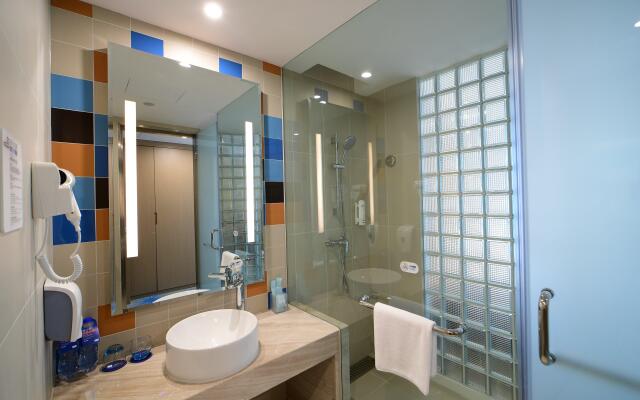 Holiday Inn Express Liuyang Development Zone by IHG