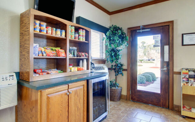 Suburban Studios Biloxi North Area