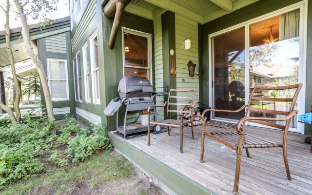 Snowcreek #895 2 Bedroom Condo