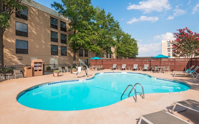 Comfort Inn Fayetteville near Fort Bragg