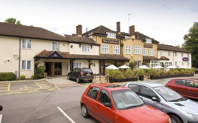 Premier Inn Bagshot