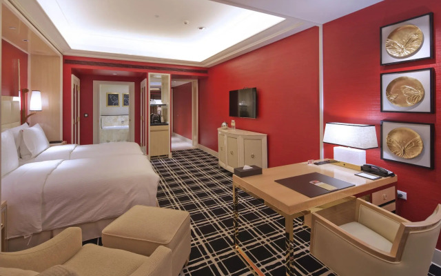 The Lin Hotel