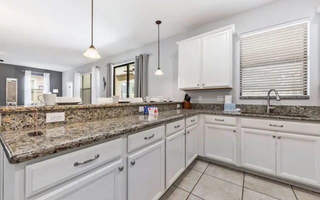 1417 Rolling Fairway Dr