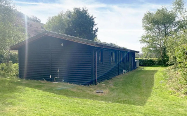 Edw Lodge