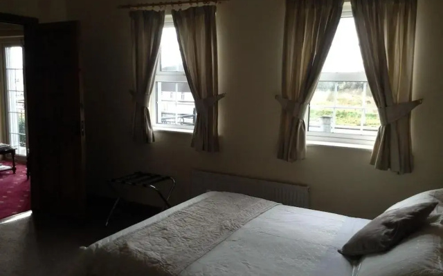 Deerpark Manor Bed & Breakfast