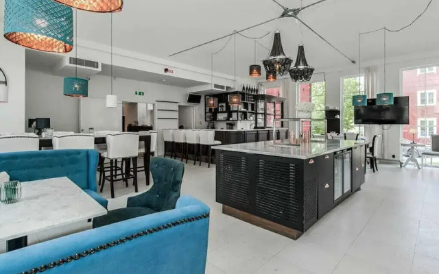 Deus Hotel