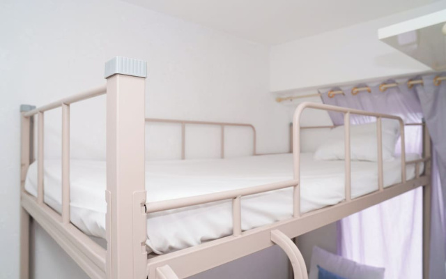 Compact Studio Near Baywalk Mall At Apartment Green Bay Pluit