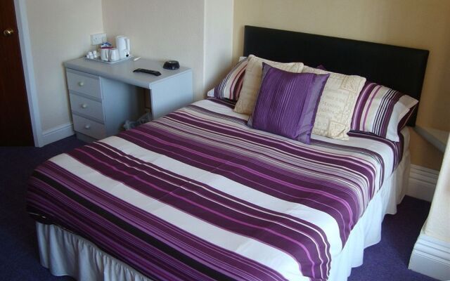 The Kings Court Hotel