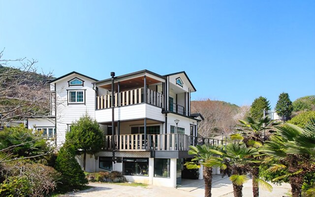 Tongyeong The House's Story Pension