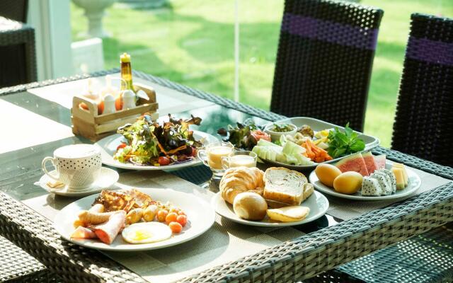 Nantra Chiangmai Riverfront Hotel