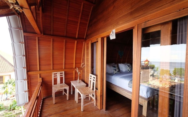 Adara Beach Hut – Guest Rooms – Nusa Penida
