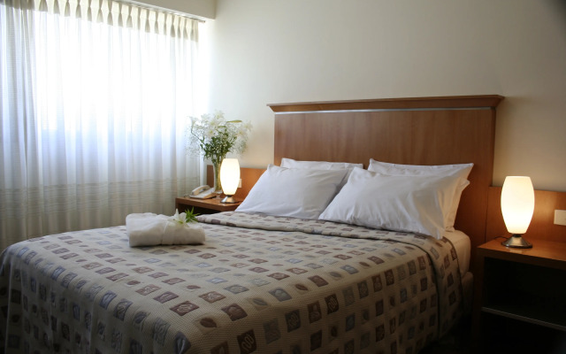 Ariston Hotel