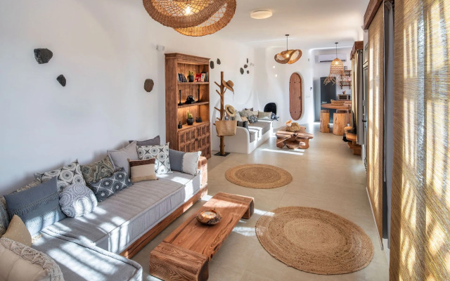 Ayama Hideaway Villa by Calm Collection