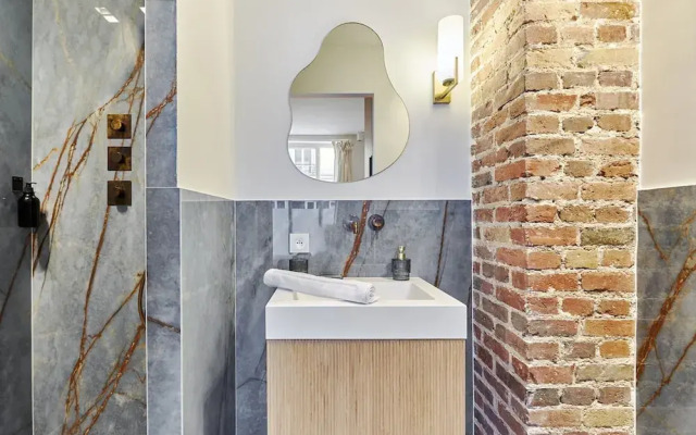 Exceptional 3 Bedrooms Apartment Heart of Paris