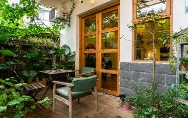 Langqing Residence Sky Garden Cat Café & Scenic View Inn (Yangshuo West Street Branch