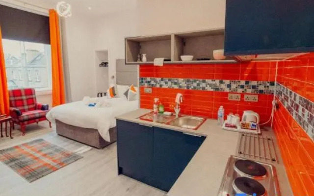Mayfield Suites