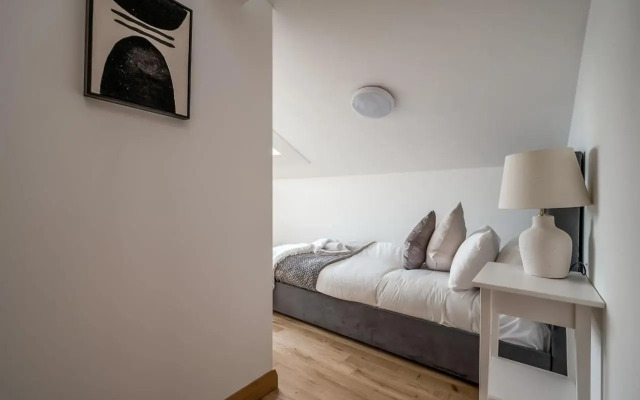 Central Belfast Apartments Pottinger's Quay