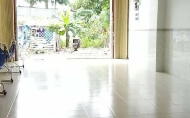 Nhà nghĩ Thanh Vân 1 — 1-star hotel in Chau Doc