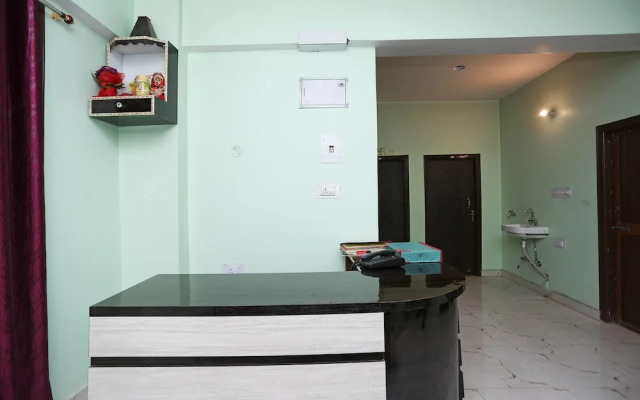 OYO Flagship 22740 Near Anisabad Golambar