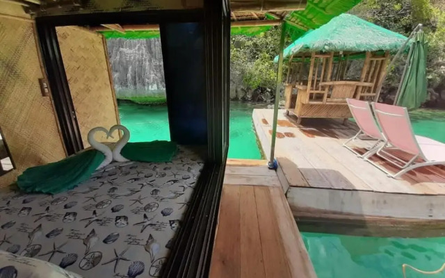Paolyn Floating House Restaurant