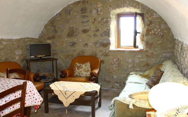 Holiday Home in Mulazzo With Natural Pond