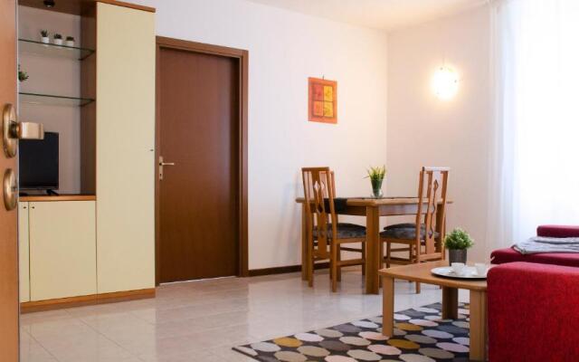 ALTIDO Beautiful 1 Bed Apt with Terrace and Parking