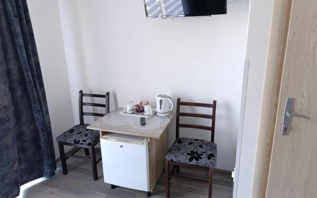 Guest House Toic