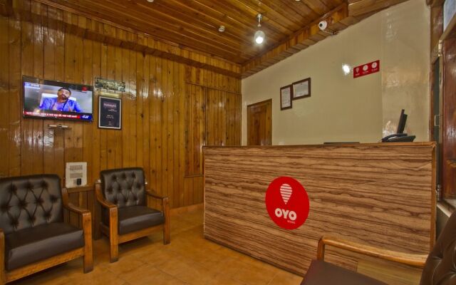 OYO 8895 Hotel Pine Grove