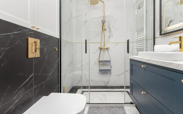 Modern With Balcony and Gym by Renters