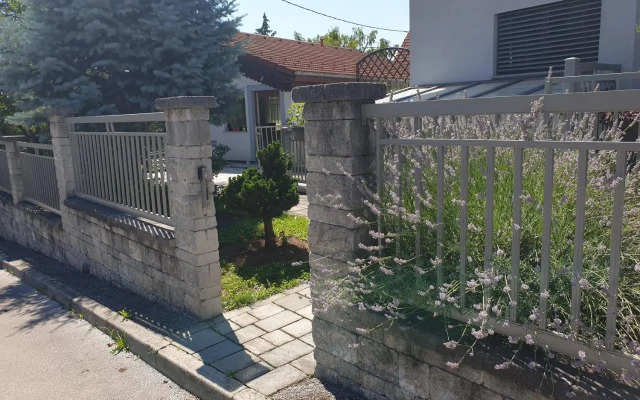 Studio EMMA Ljubljana - FREE parking, AC, Wifi