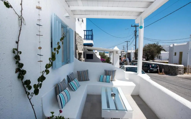Mina Studio