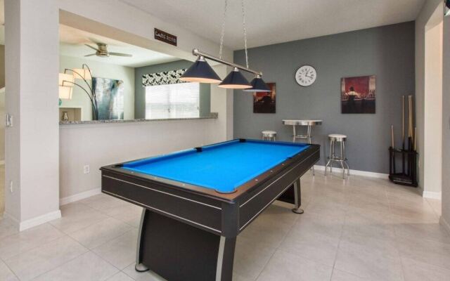 Solara - 9 Bedrooms House W/Pool-8102sa