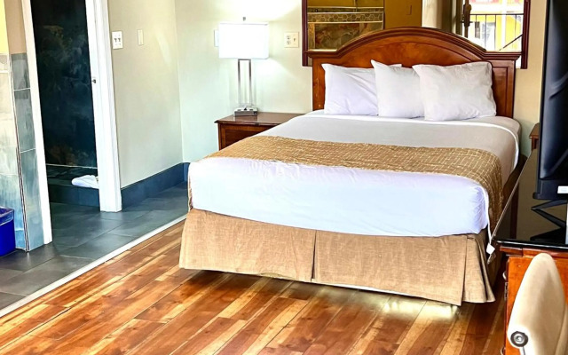 Travelodge by Wyndham Reno Downtown