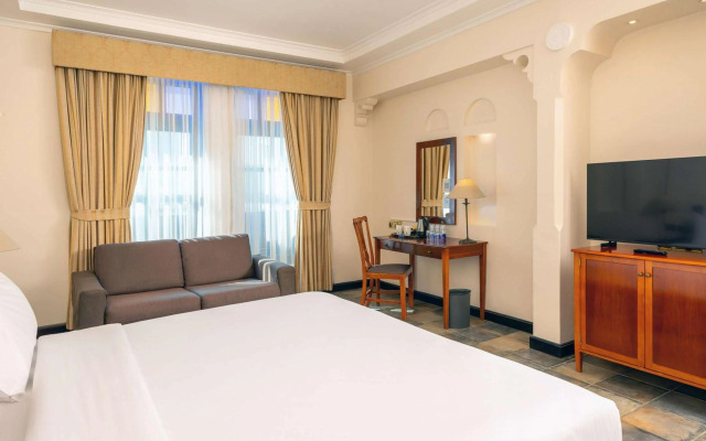 Novotel Bahrain Al Dana Resort