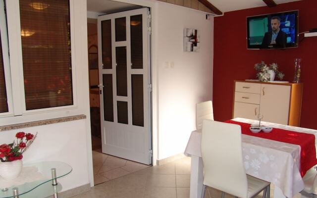 Apartments and Room Boris