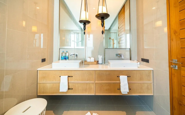 Teak 5 Bedroom Private Pool Villa Bangtao Beach