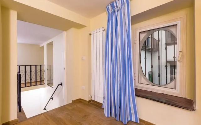 Apartment in the Heart of Nightlife by Wonderful Italy