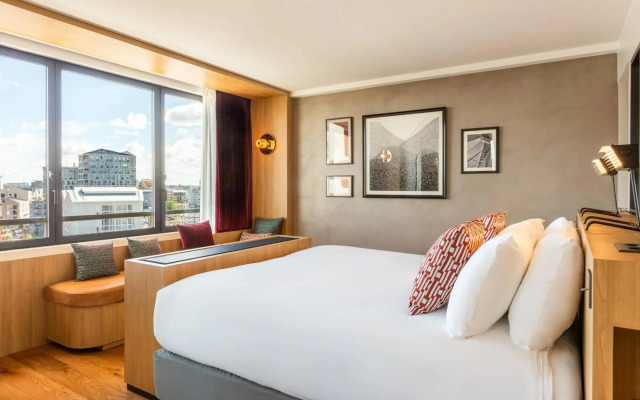 Renaissance Bordeaux Hotel