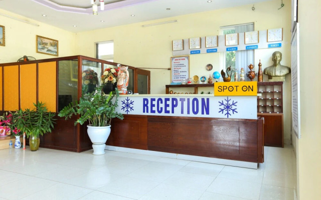 OYO 593 Bach Duong Hotel