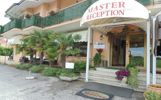 Master Camere ed Appartamenti