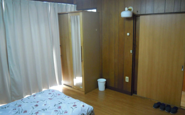 SLE Japan Ichikawa House