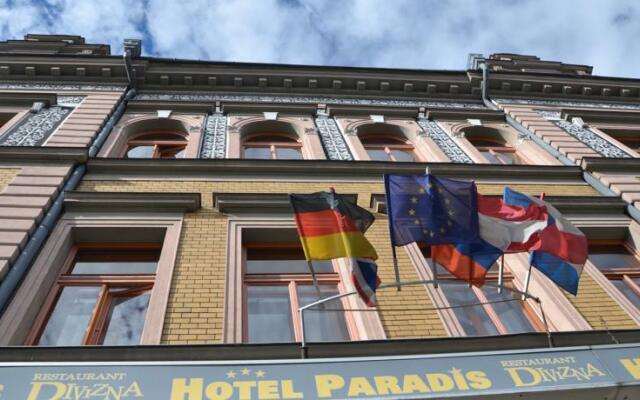 Hotel Paradis