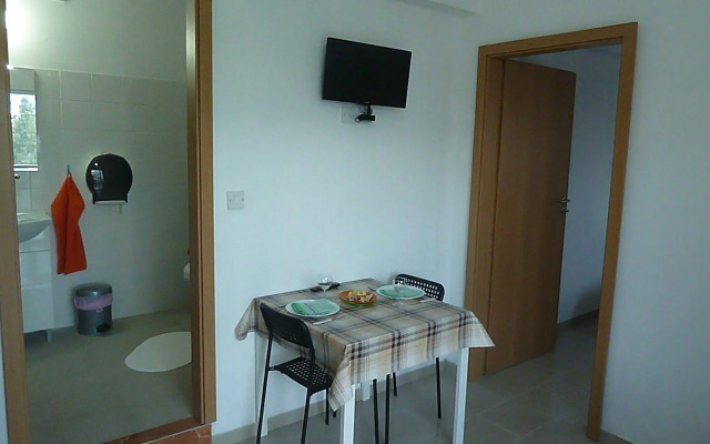 Valentinos Apartments