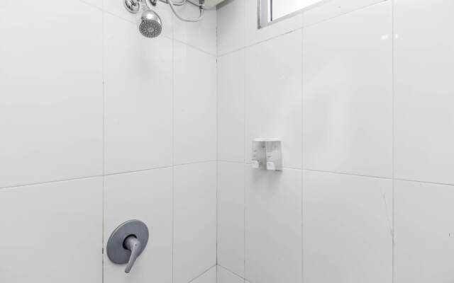Hotel Teratai Cikarang