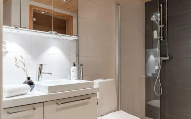 1br with Private Sauna and Balcony